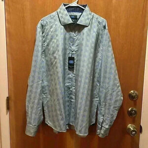 Men’s long sleeve button-down dress shirt, size XL